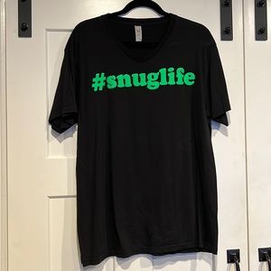 #snuglife black and green t-shirt in size XL